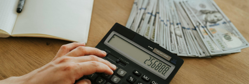 Check Your Bank: IRS Sends $2,600 Refunds to Millions Battling Rising Costs